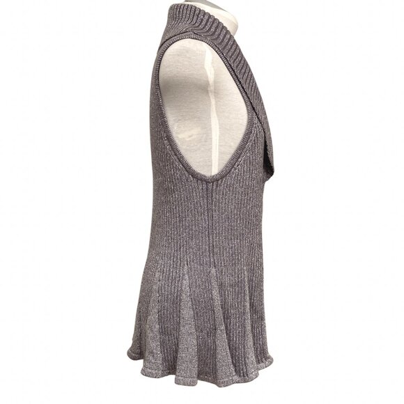 Peter Nygard silver metallic sweater vest with gored panels. Women's size S - Picture 4 of 7